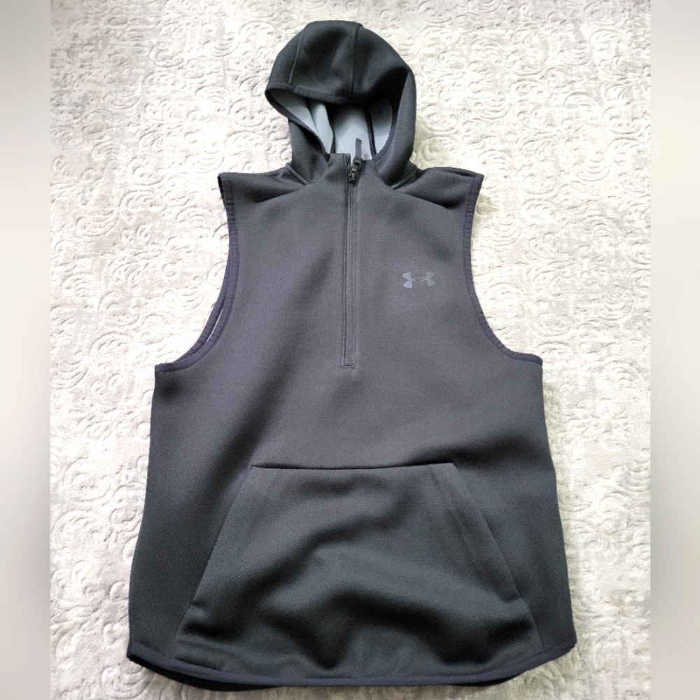 Under Armour Black Sleeveless Hoodie Sweatshirt